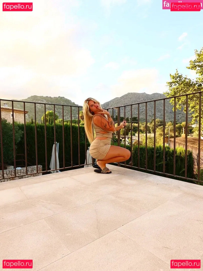 Grace Elisabeth Onlyfans Photo Gallery 