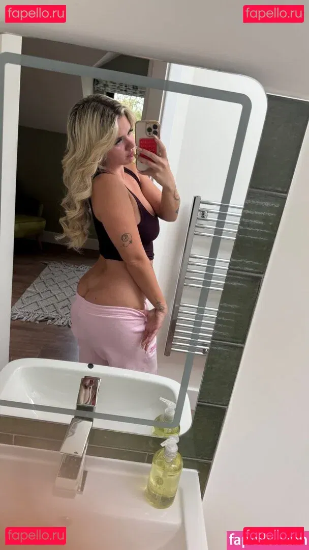 Grace Elisabeth Onlyfans Photo Gallery 