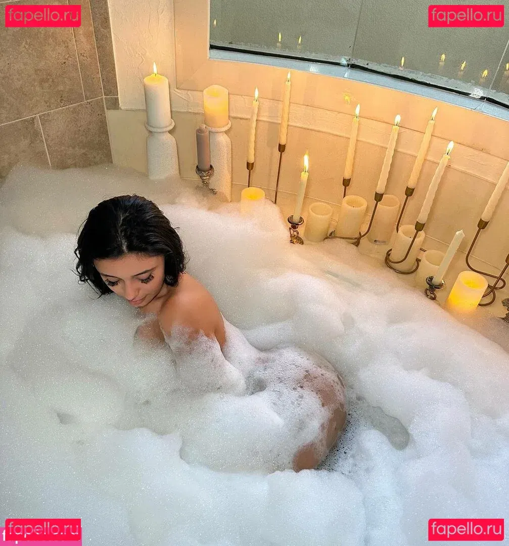 laconejaaa Onlyfans Photo Gallery 