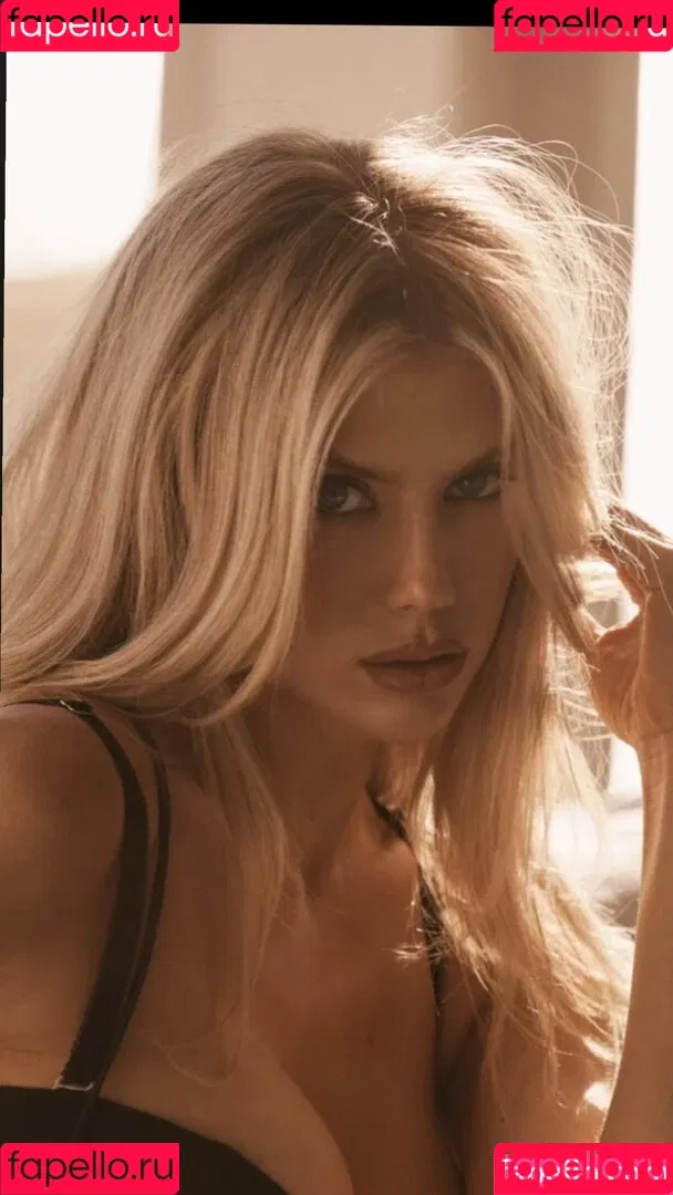 Charlotte McKinney Onlyfans Photo Gallery 