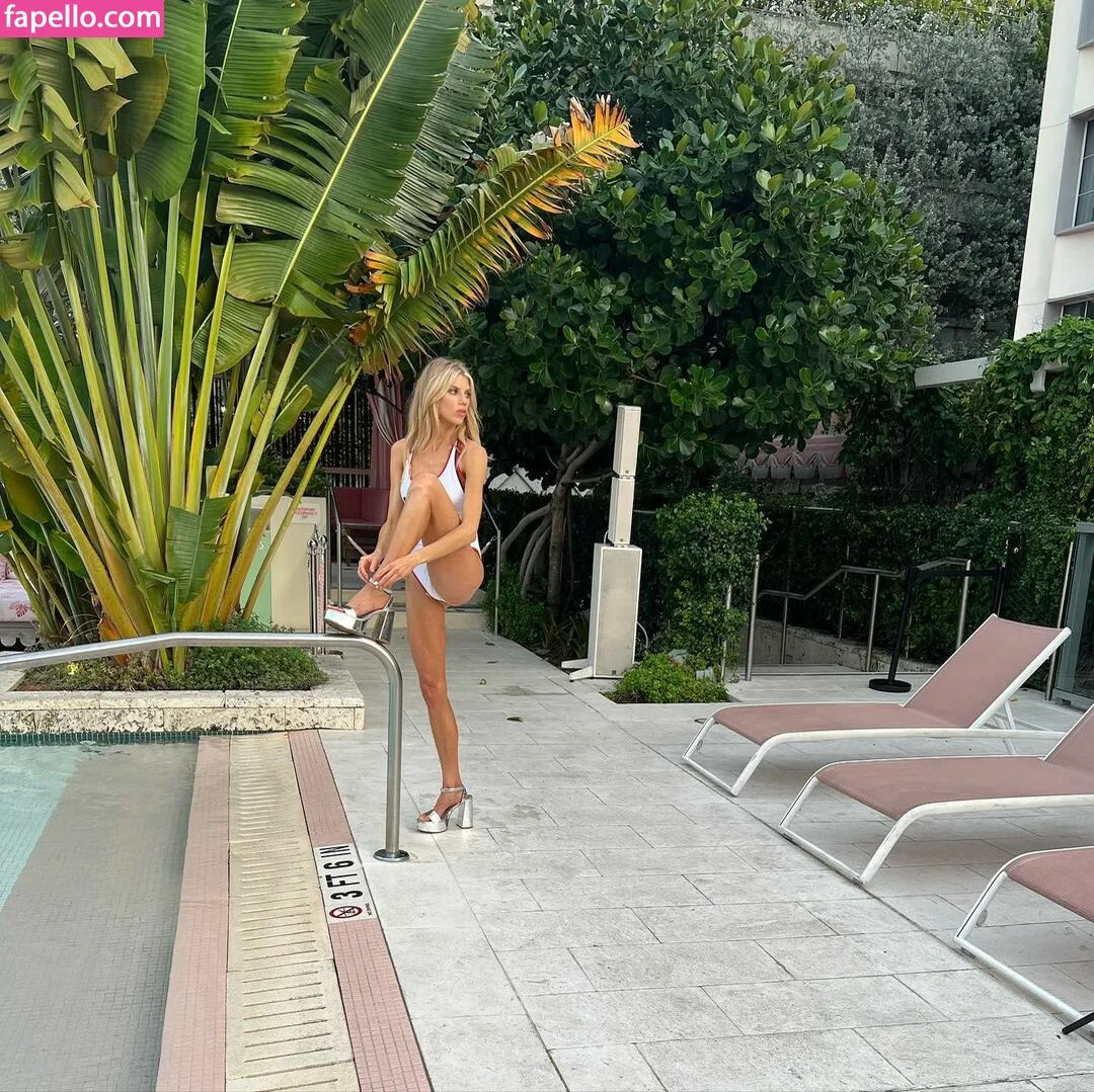 Charlotte McKinney Onlyfans Photo Gallery 