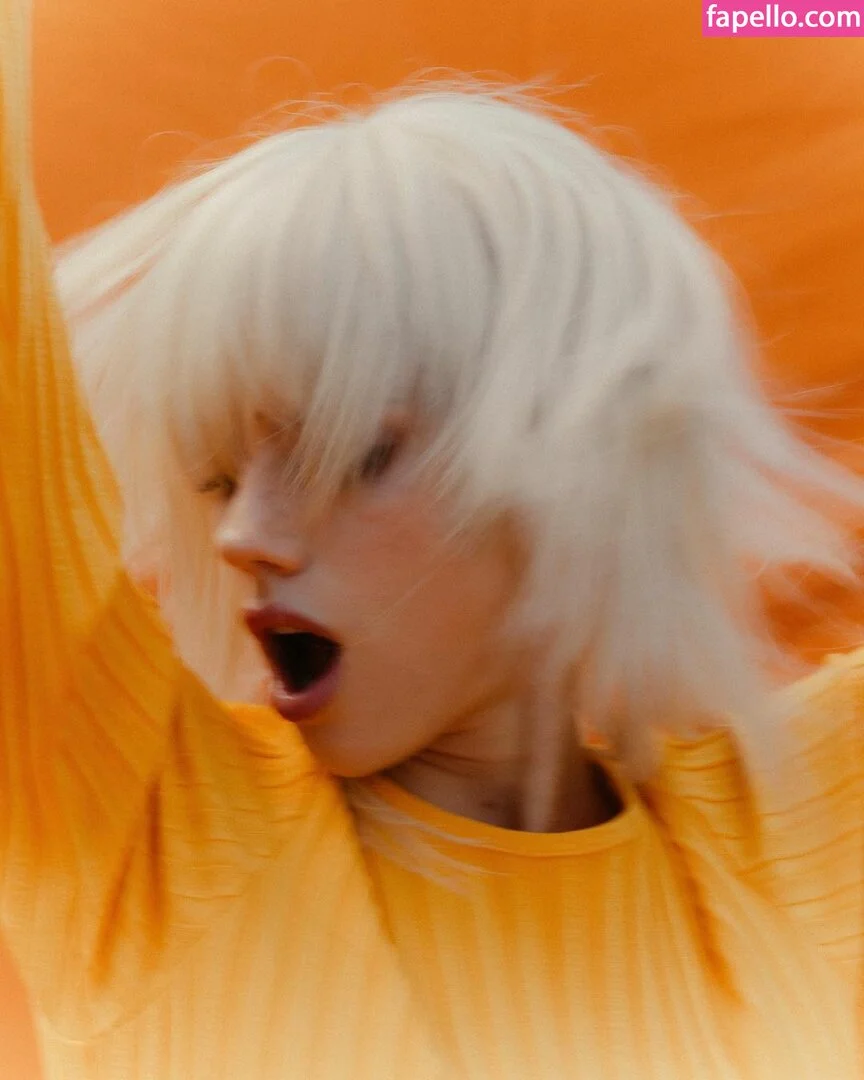 Charlotte McKinney Onlyfans Photo Gallery 