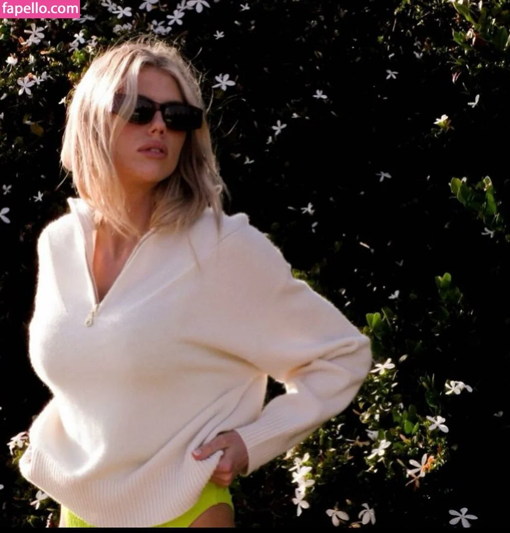 Charlotte McKinney Onlyfans Photo Gallery 