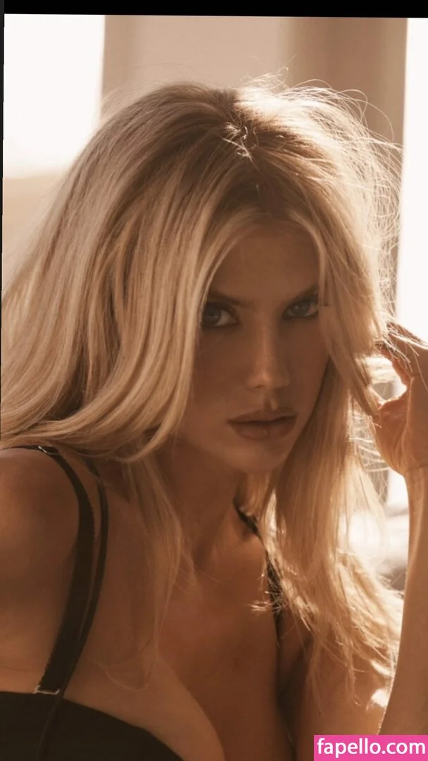 Charlotte McKinney Onlyfans Photo Gallery 