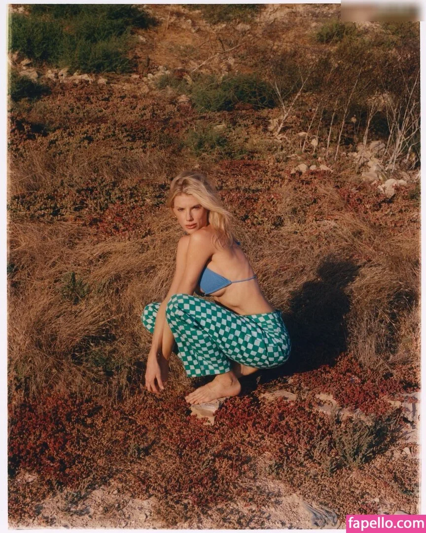 Charlotte McKinney Onlyfans Photo Gallery 