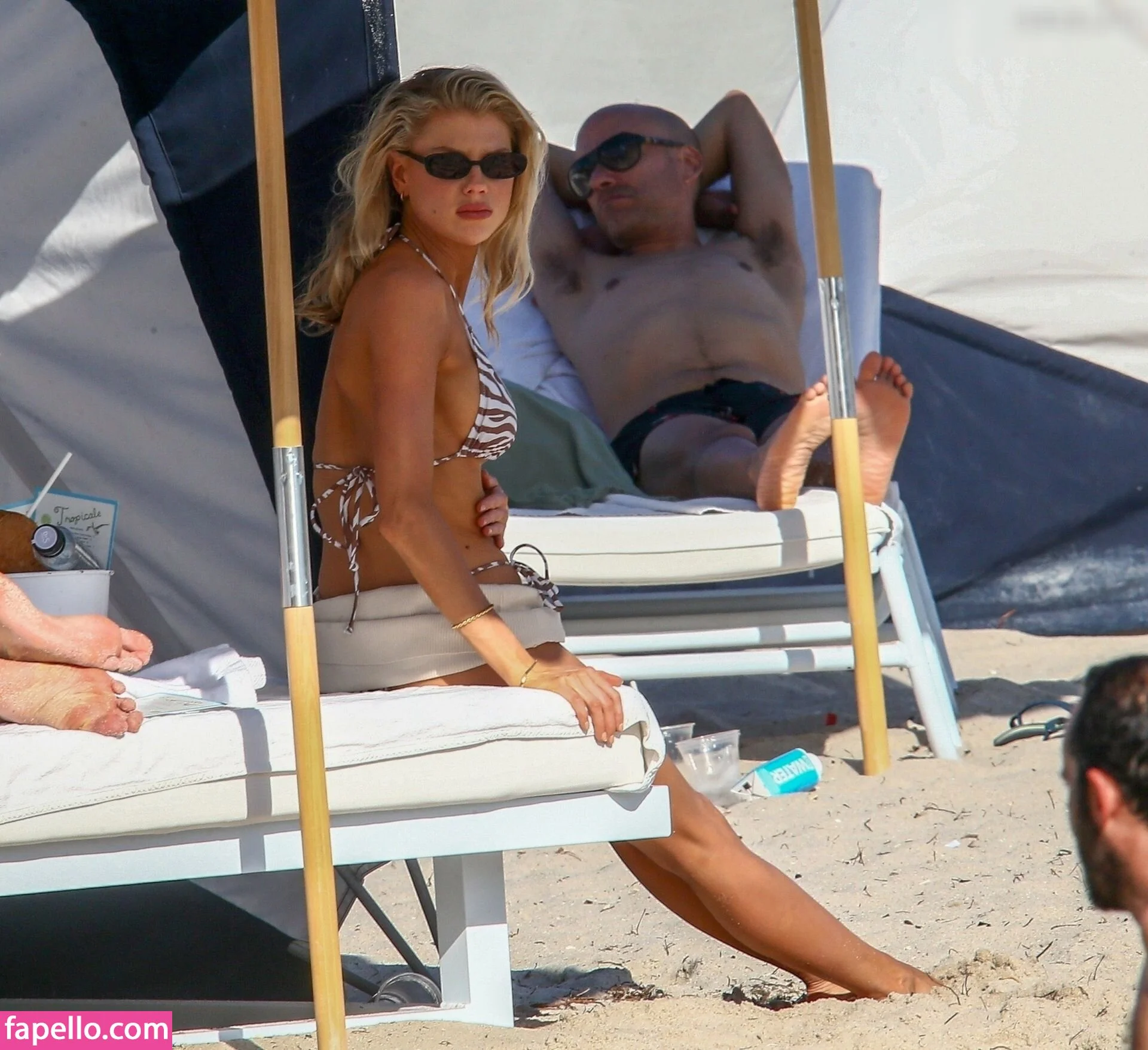 Charlotte McKinney Onlyfans Photo Gallery 