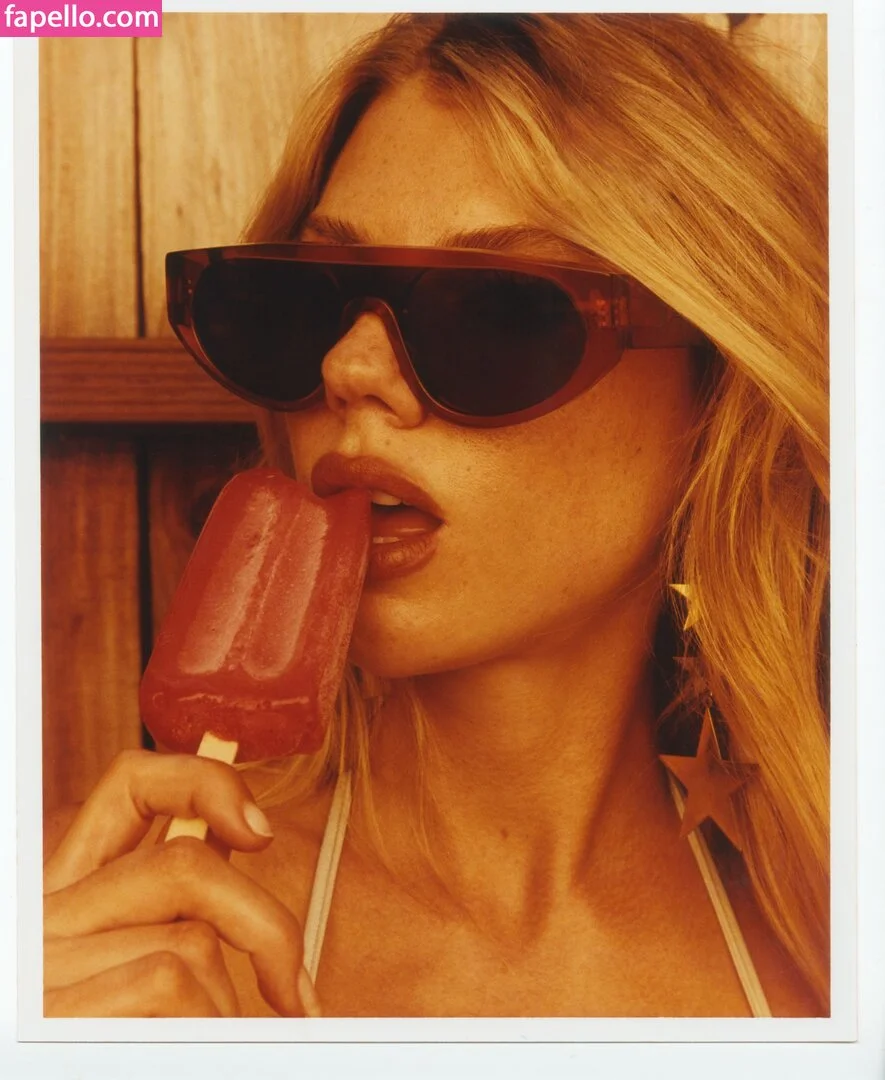 Charlotte McKinney Onlyfans Photo Gallery 