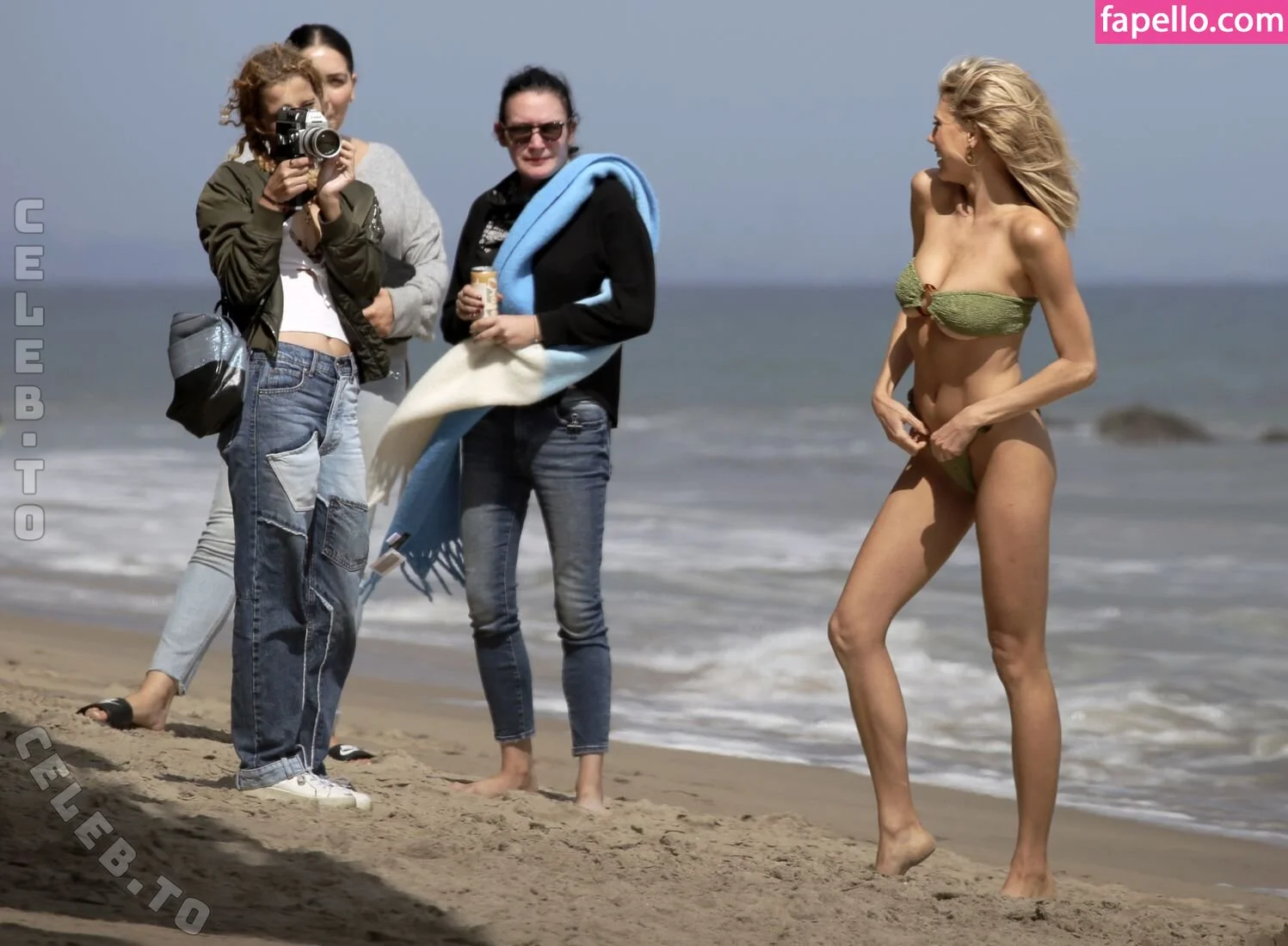 Charlotte McKinney Onlyfans Photo Gallery 