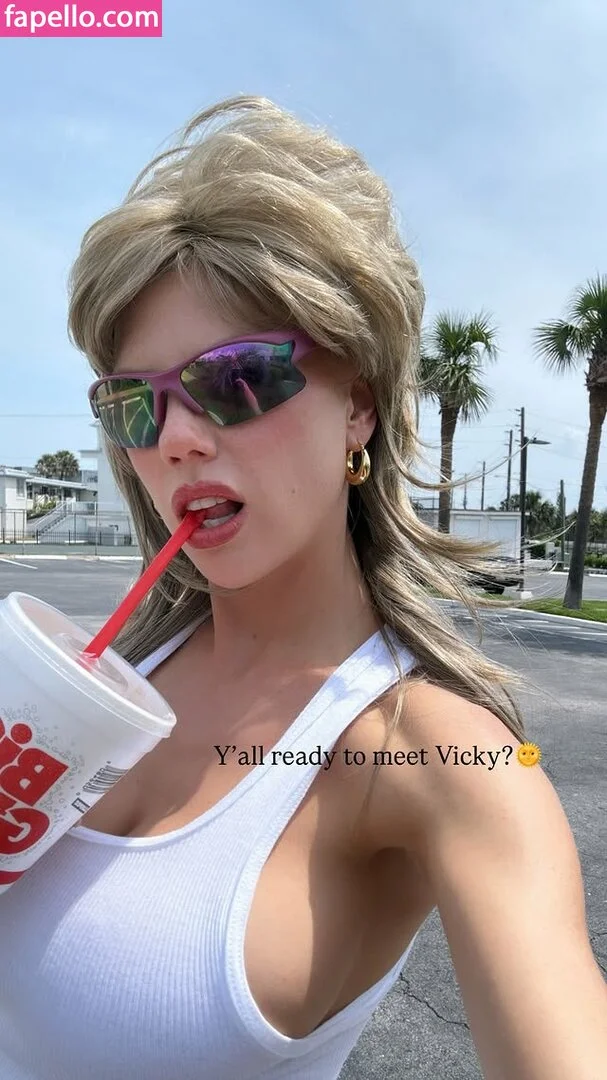 Charlotte McKinney Onlyfans Photo Gallery 