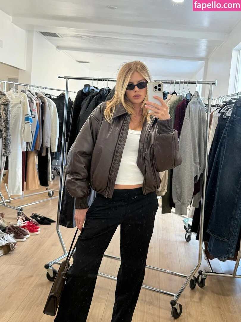 Charlotte McKinney Onlyfans Photo Gallery 