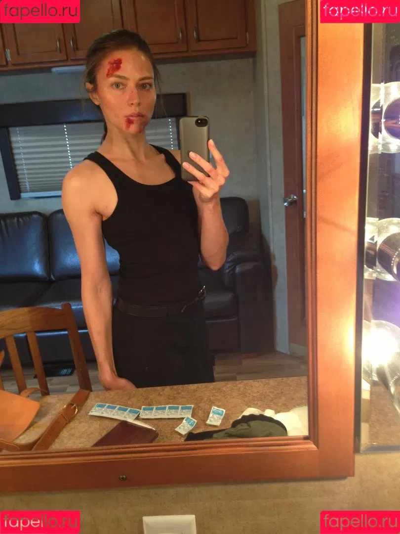 Trieste Kelly Dunn Onlyfans Photo Gallery 