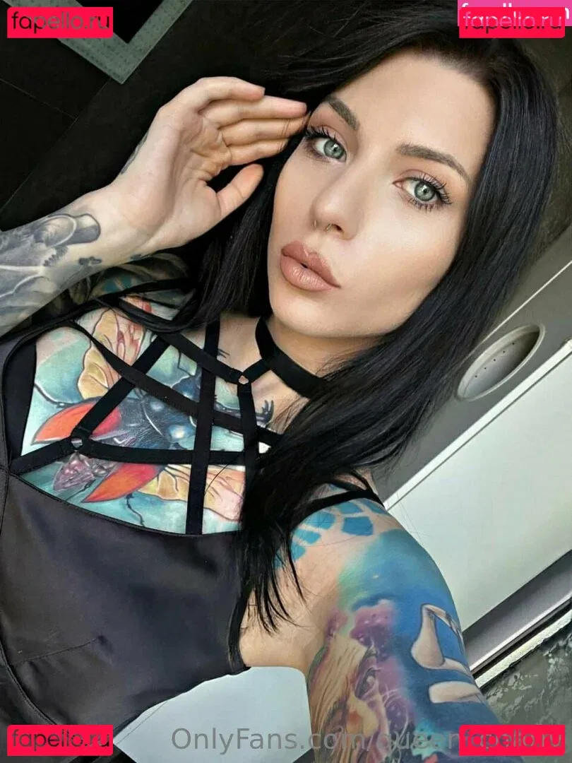 queen_charly Onlyfans Photo Gallery 