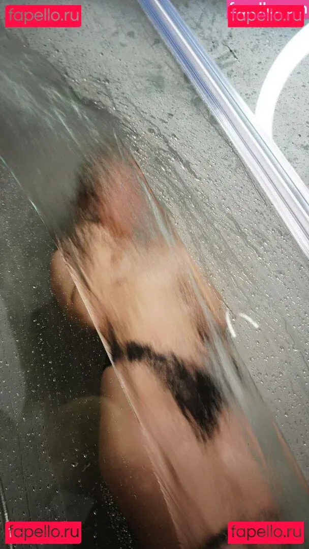 Nikol_Koulen Onlyfans Photo Gallery 