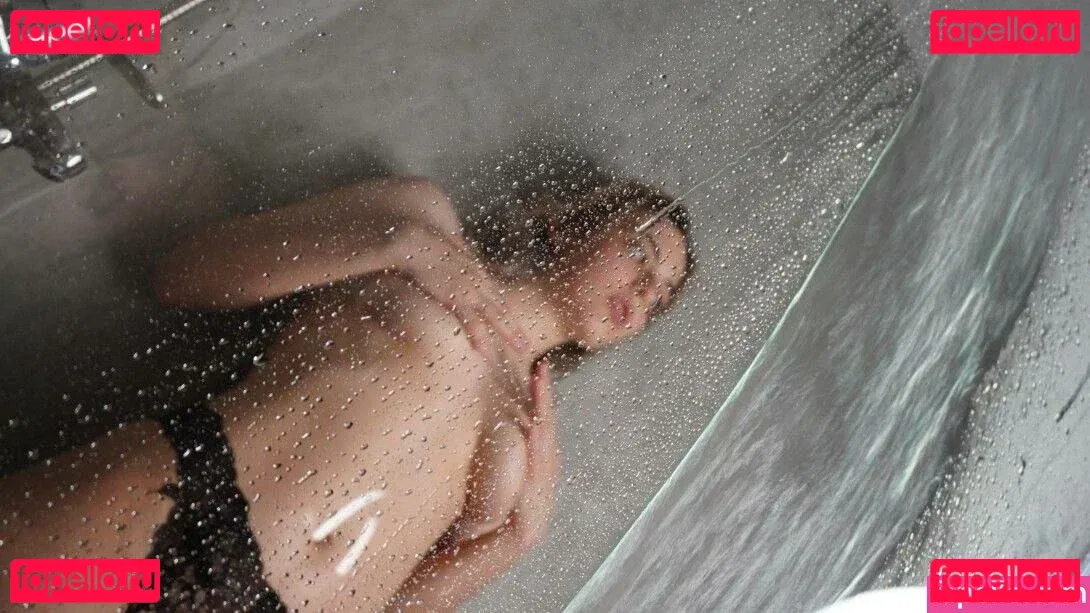 Nikol_Koulen Onlyfans Photo Gallery 