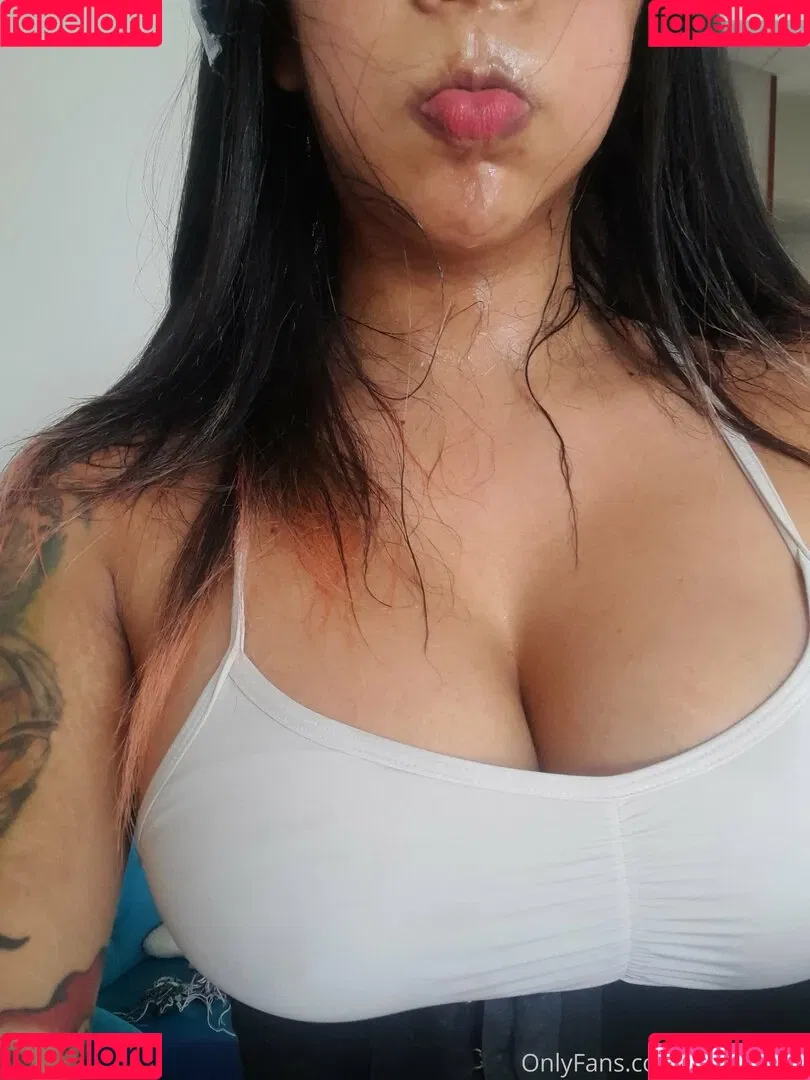 lolitasquirt Onlyfans Photo Gallery 