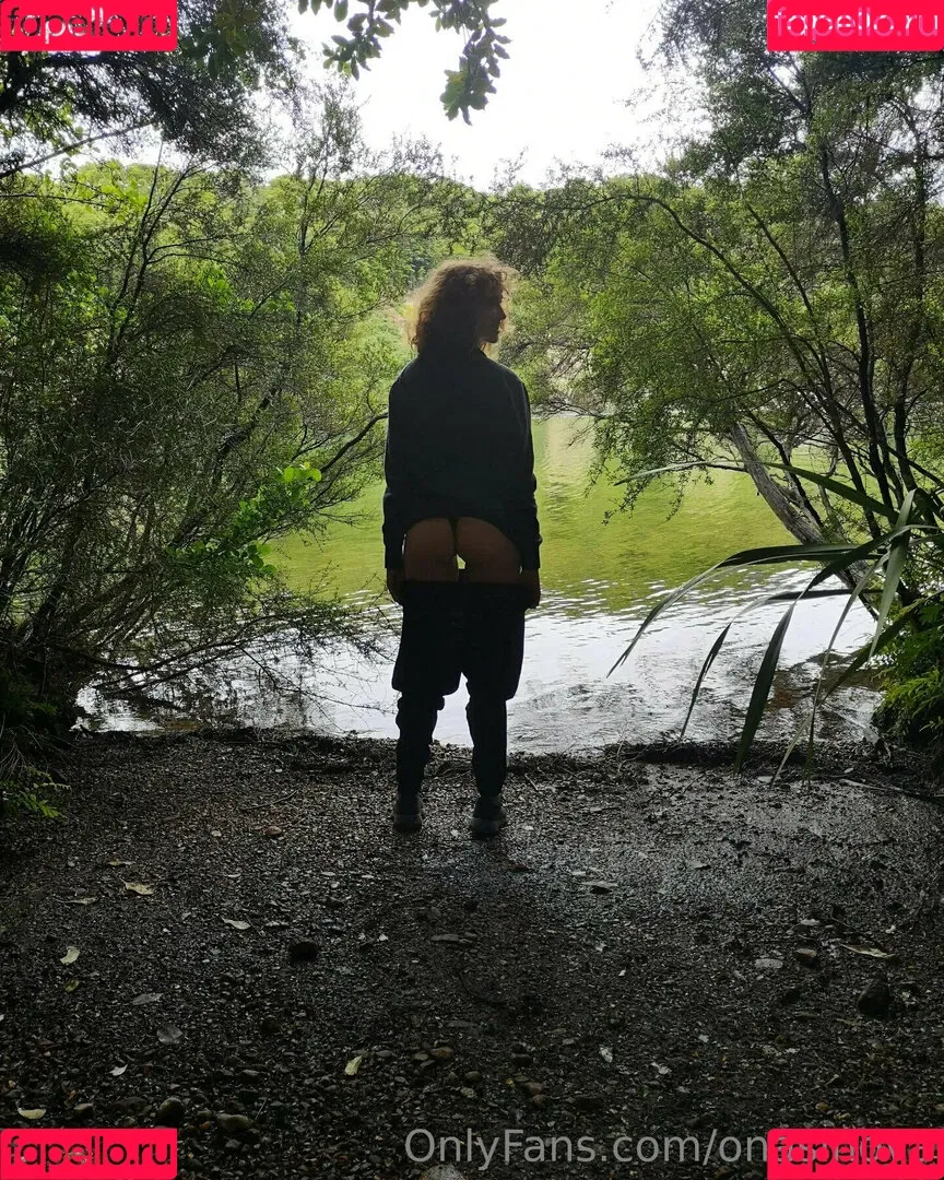 onasinova Onlyfans Photo Gallery 