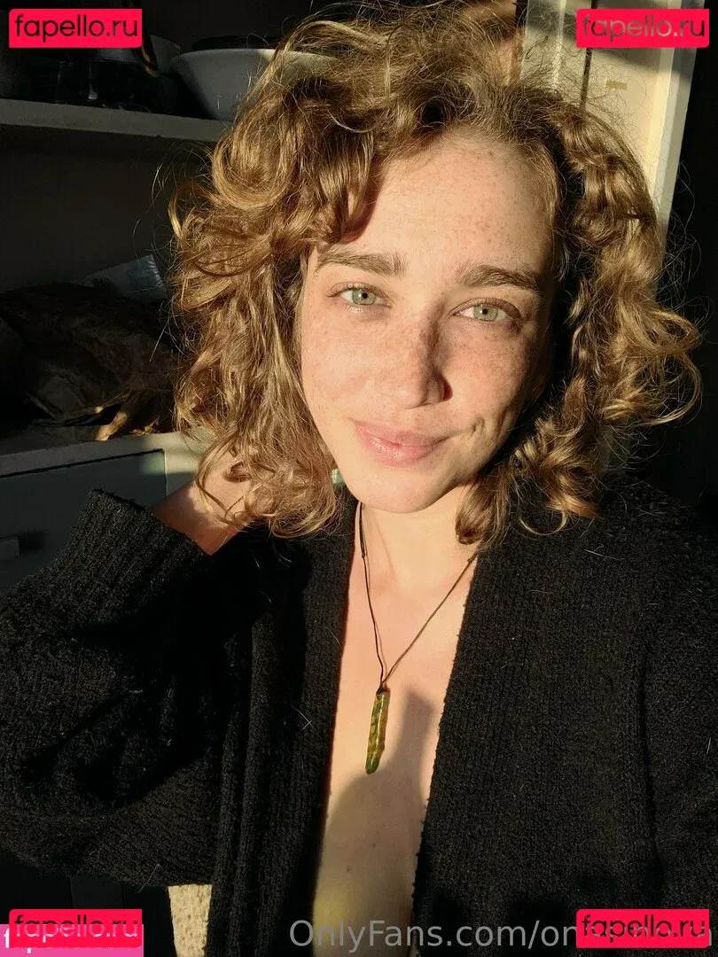 onasinova Onlyfans Photo Gallery 