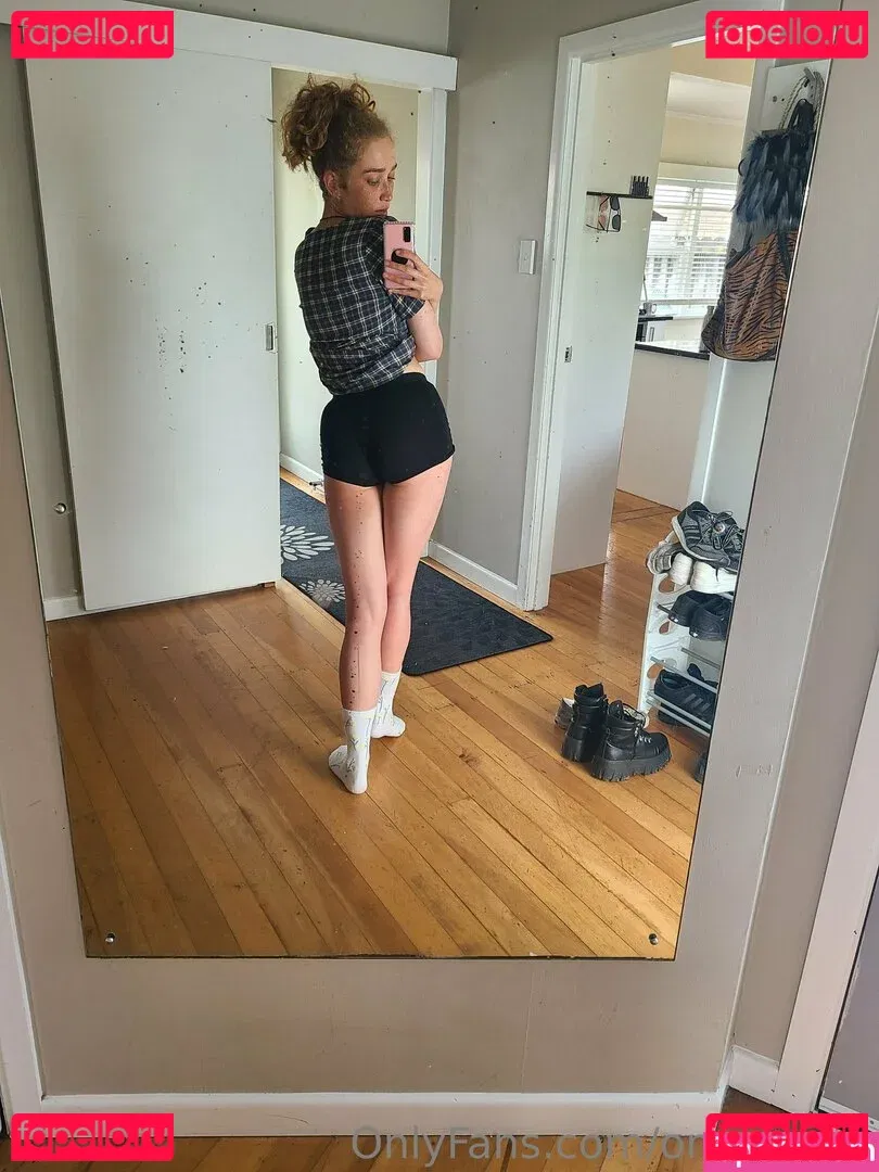 onasinova Onlyfans Photo Gallery 