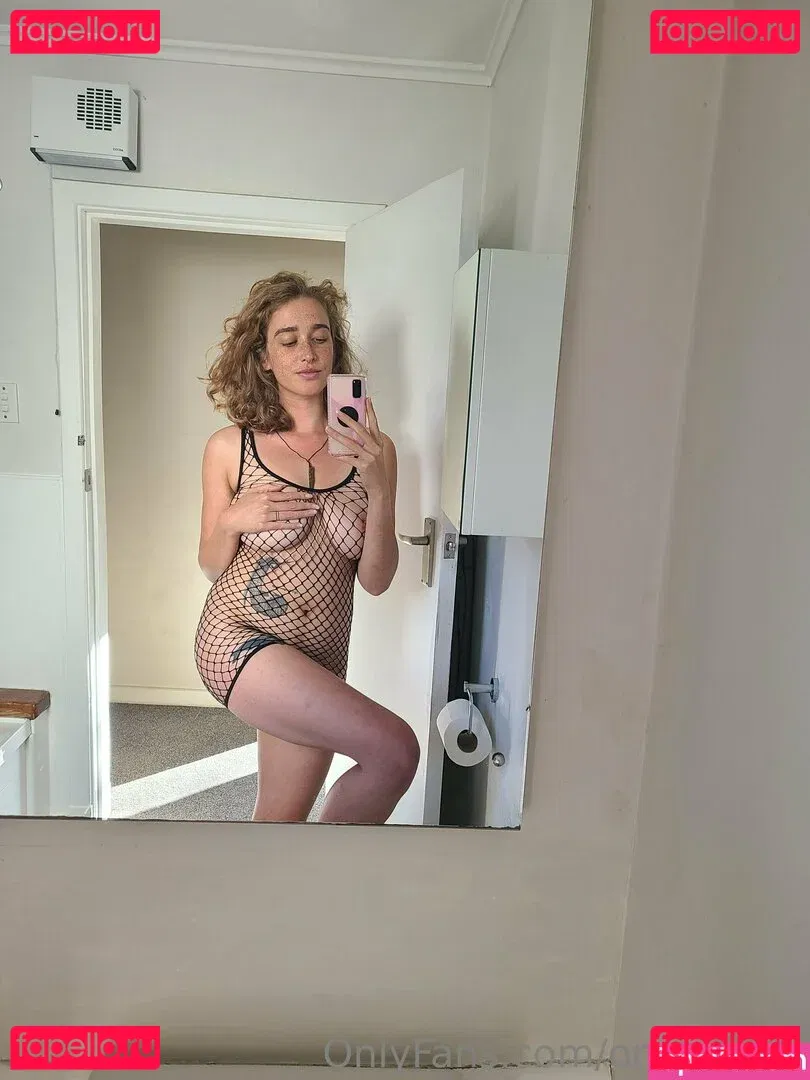 onasinova Onlyfans Photo Gallery 