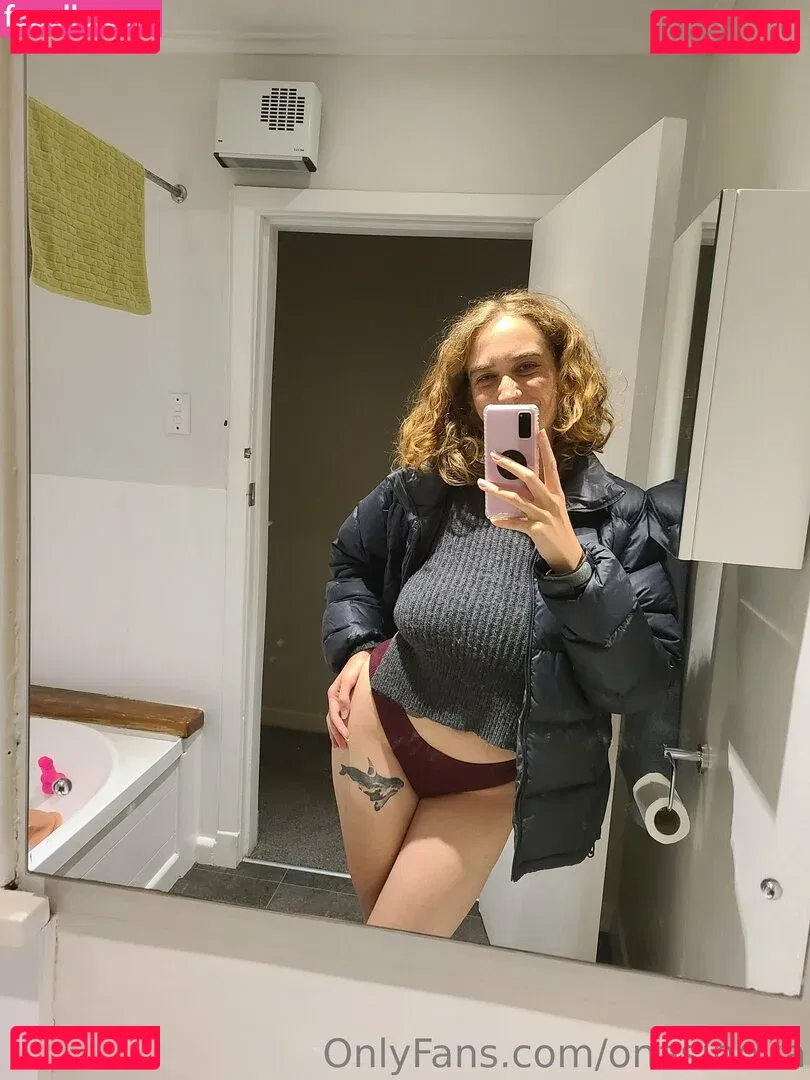 onasinova Onlyfans Photo Gallery 