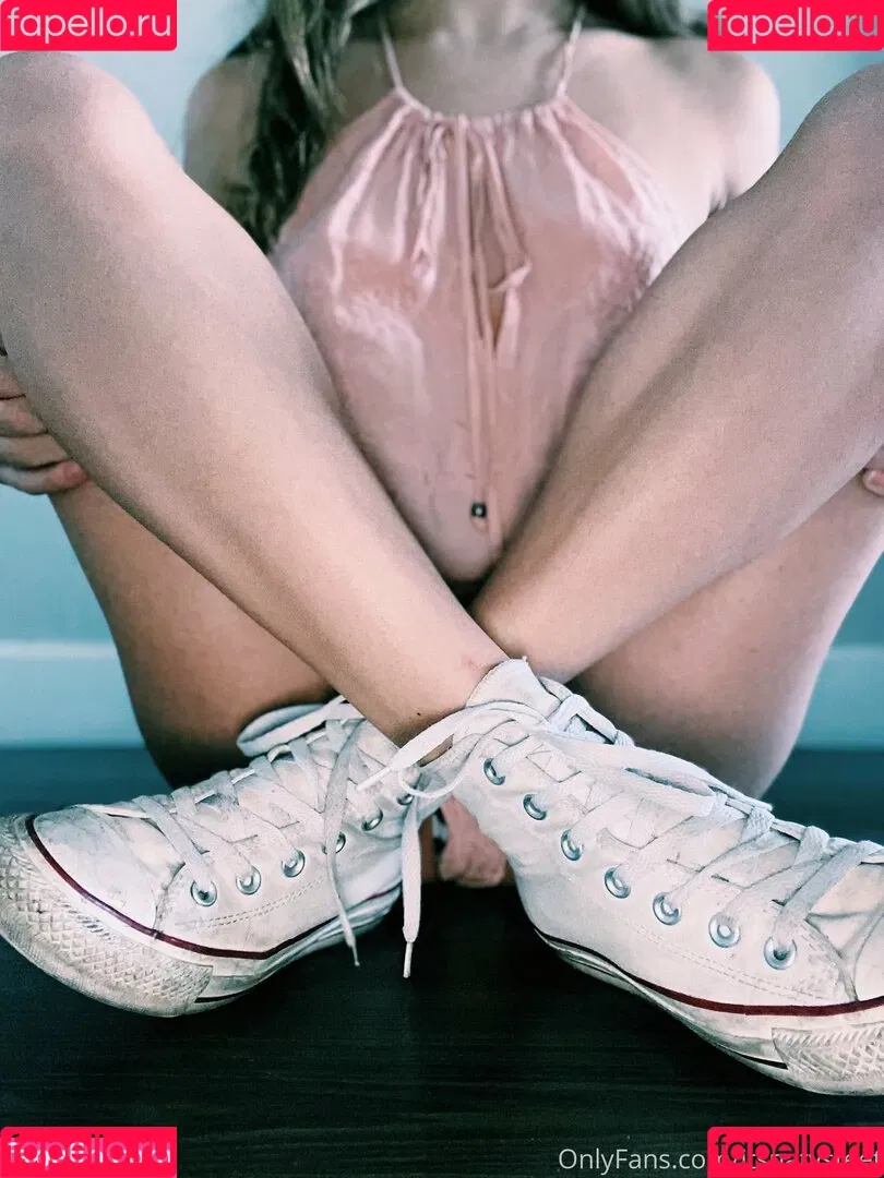 Itsnatysfeet Onlyfans Photo Gallery 