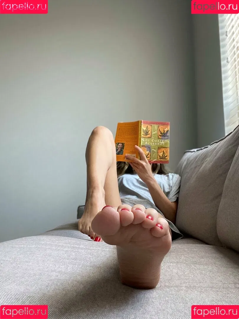 Itsnatysfeet Onlyfans Photo Gallery 
