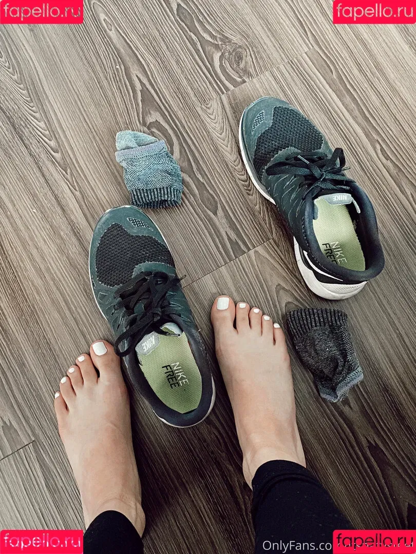 Itsnatysfeet Onlyfans Photo Gallery 
