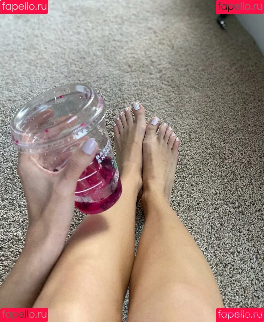 Itsnatysfeet Onlyfans Photo Gallery 
