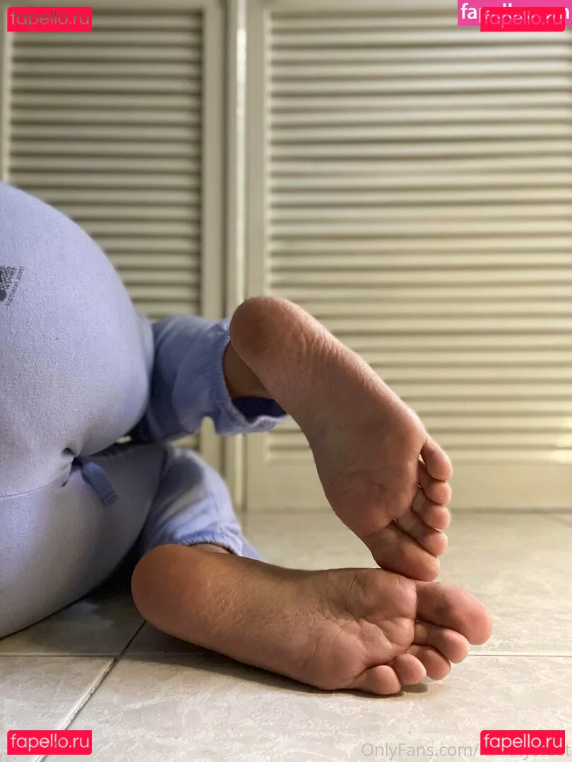 Itsnatysfeet Onlyfans Photo Gallery 