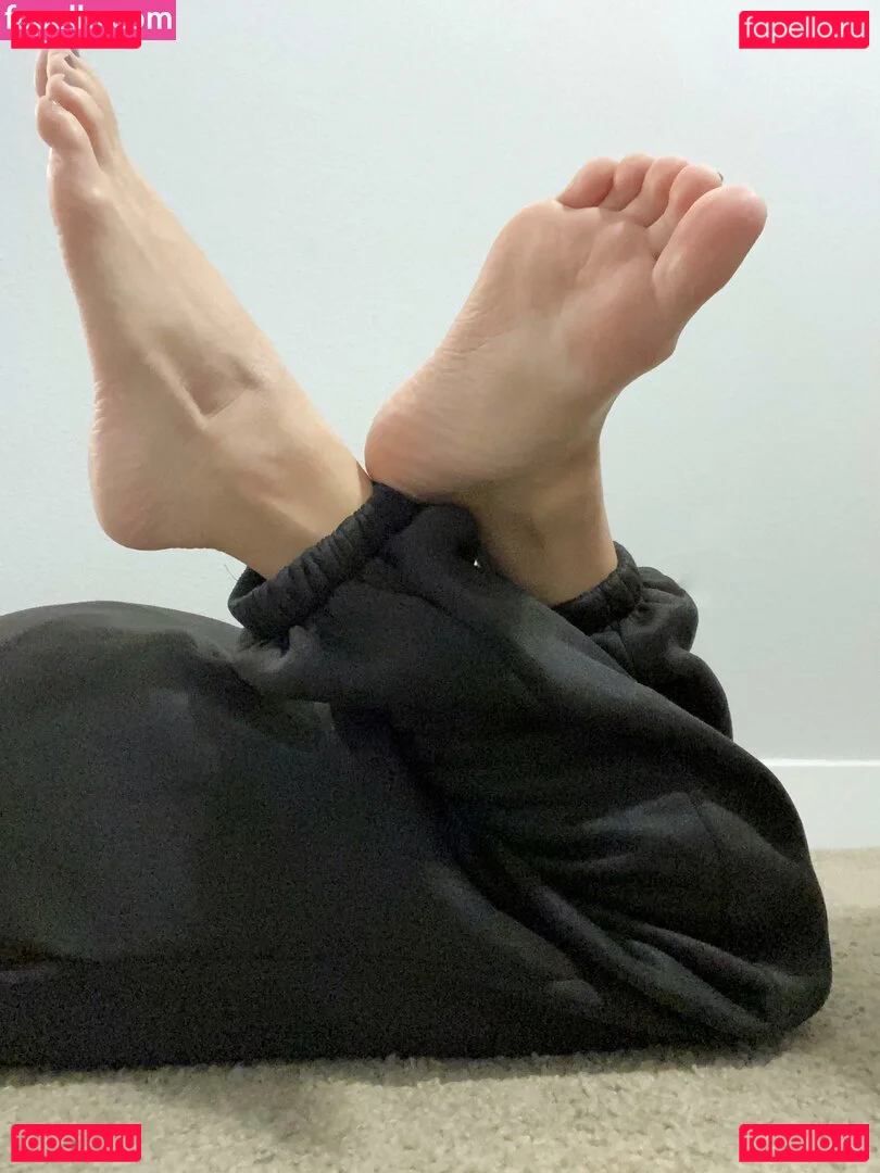 Itsnatysfeet Onlyfans Photo Gallery 