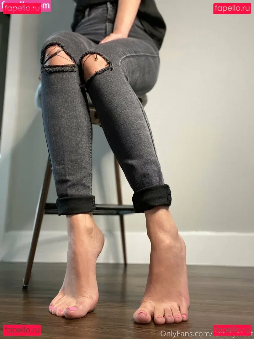 Itsnatysfeet Onlyfans Photo Gallery 