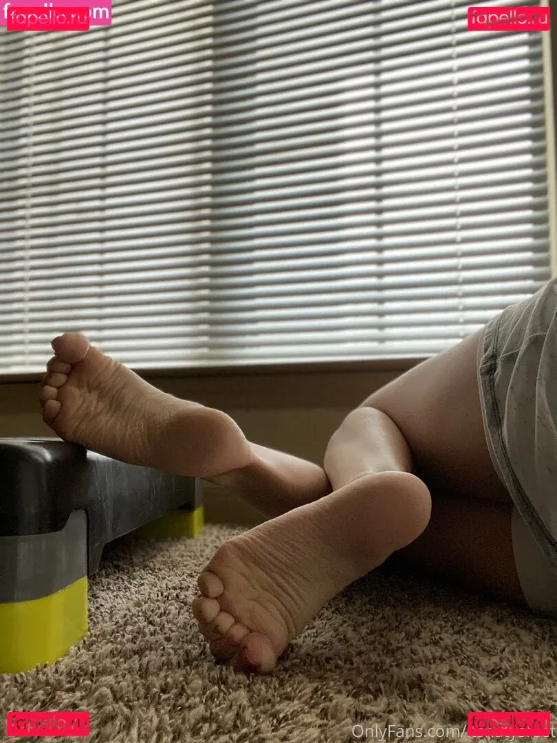 Itsnatysfeet Onlyfans Photo Gallery 