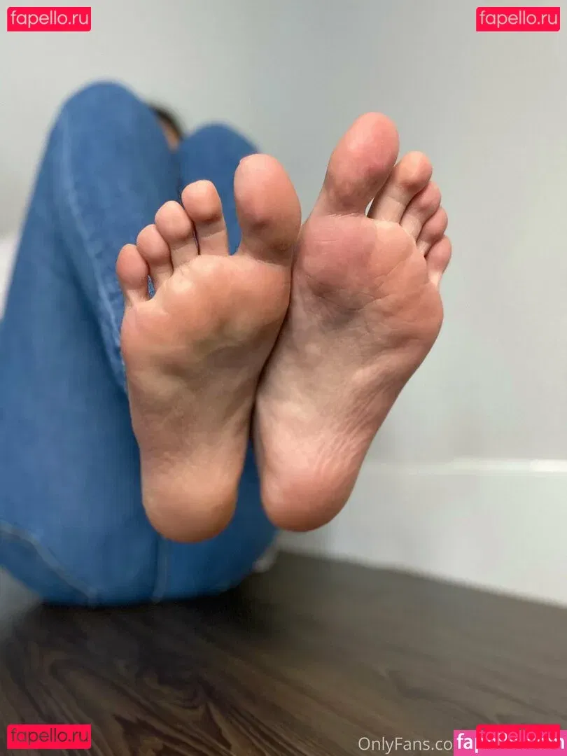 Itsnatysfeet Onlyfans Photo Gallery 