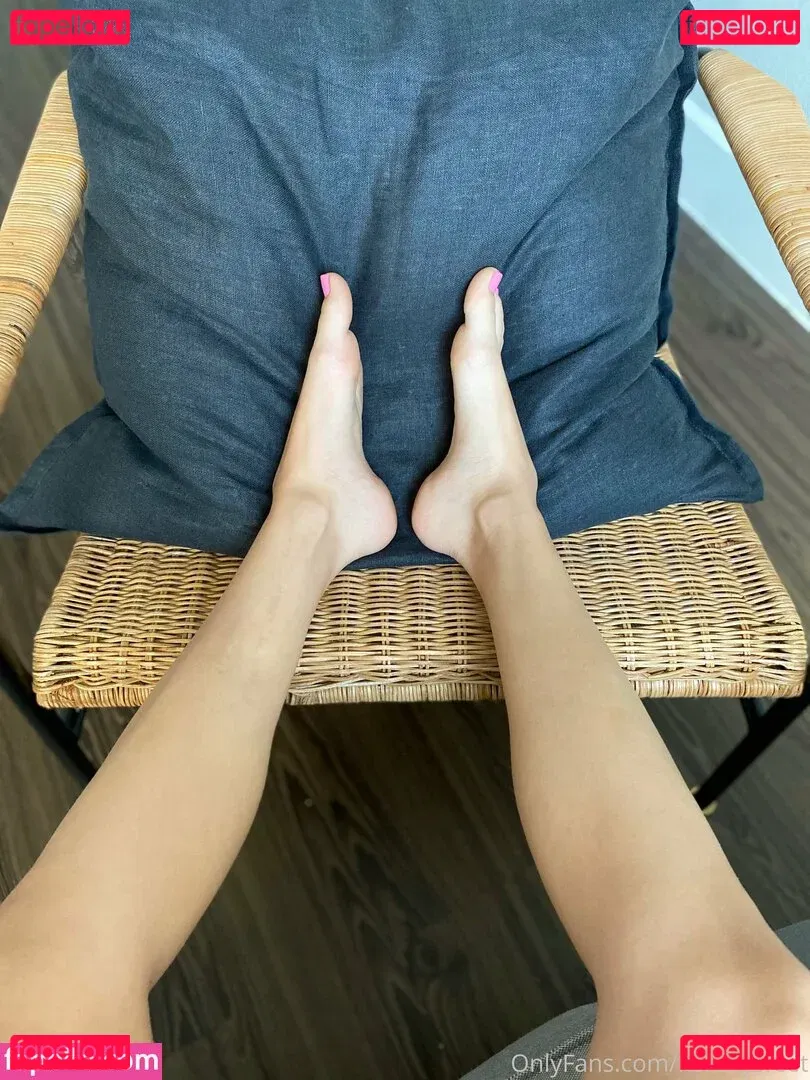 Itsnatysfeet Onlyfans Photo Gallery 