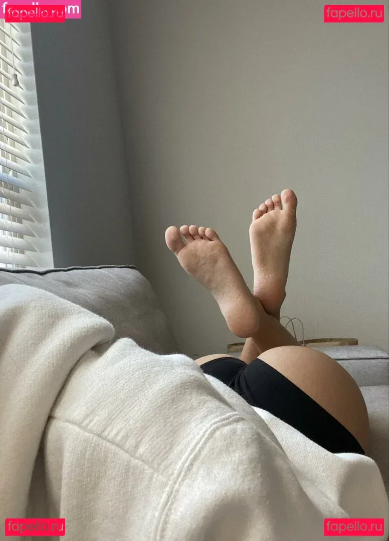 Itsnatysfeet Onlyfans Photo Gallery 