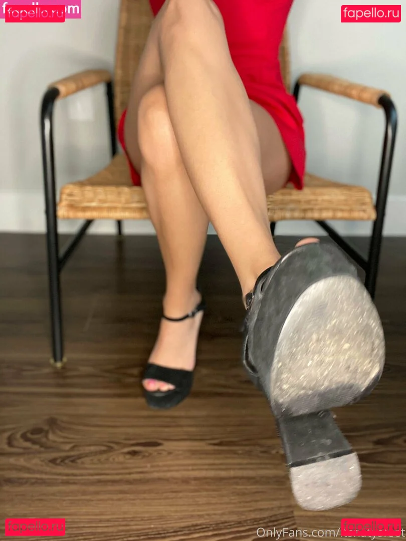 Itsnatysfeet Onlyfans Photo Gallery 