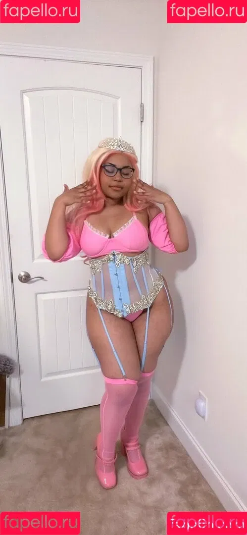 Ria Parker Onlyfans Photo Gallery 