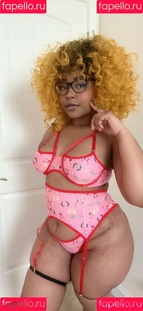 Ria Parker Onlyfans Photo Gallery 