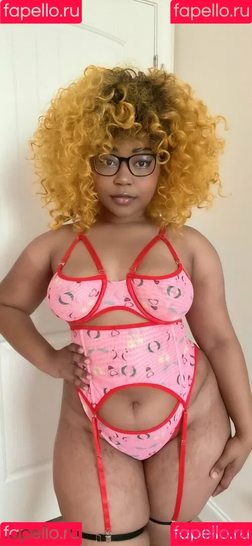 Ria Parker Onlyfans Photo Gallery 