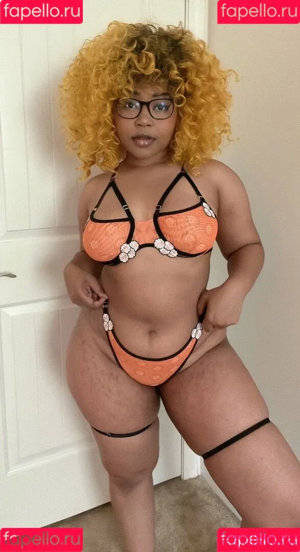 Ria Parker Onlyfans Photo Gallery 