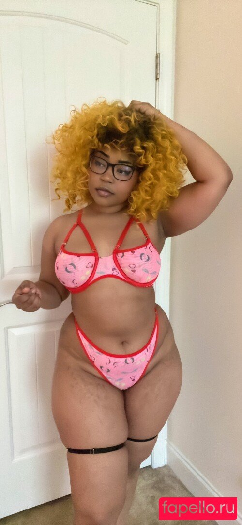Ria Parker Nude Onlyfans Photo 36