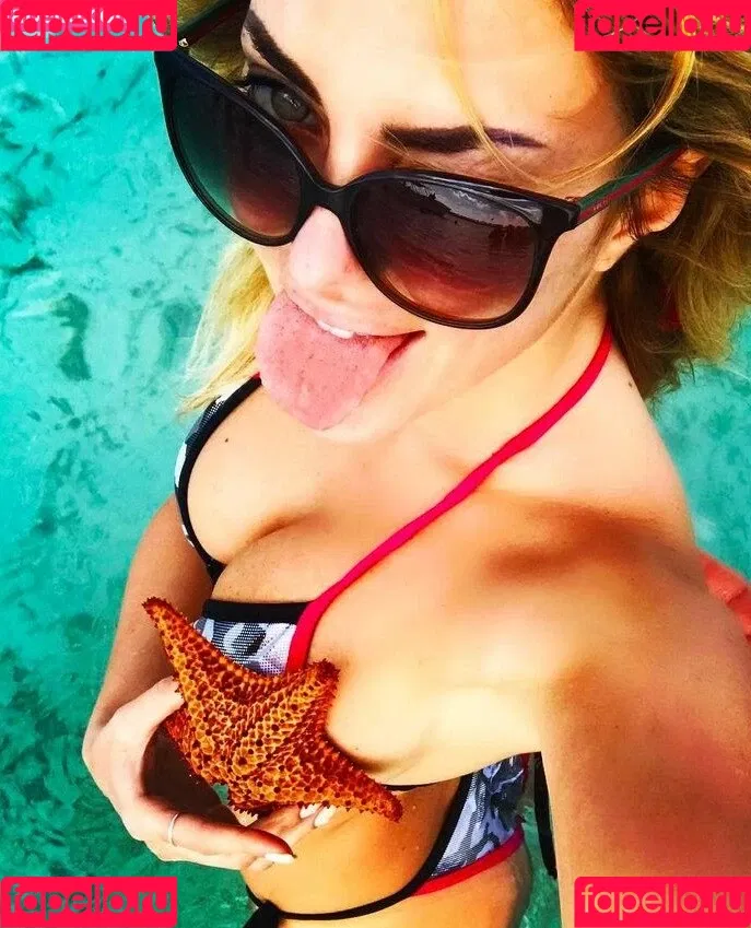 Elena Morali Onlyfans Photo Gallery 