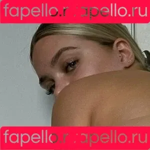 eemilyjames Onlyfans Photo Gallery 
