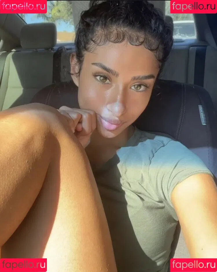 FaZe Kani Onlyfans Photo Gallery 