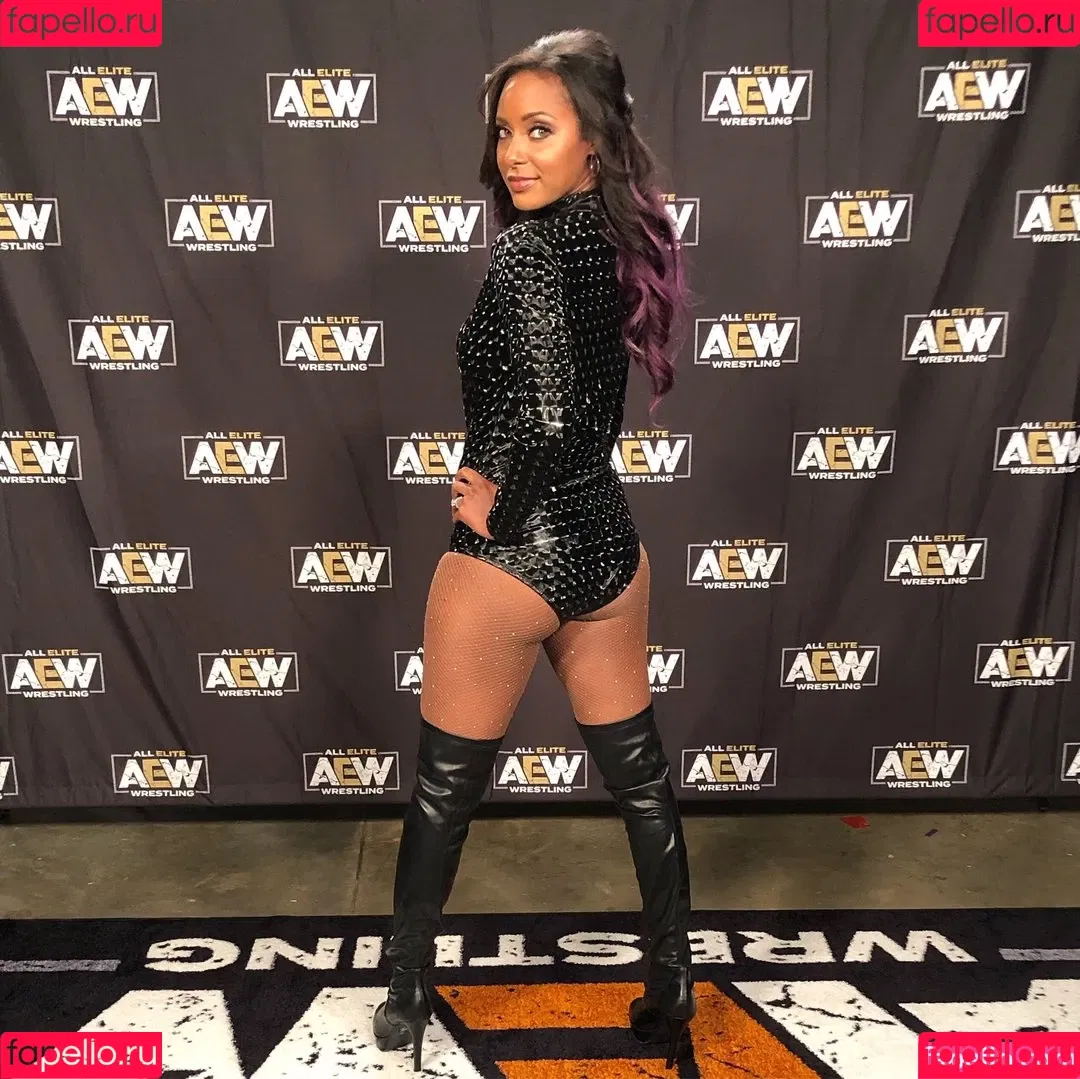 Brandi Rhodes Onlyfans Photo Gallery 