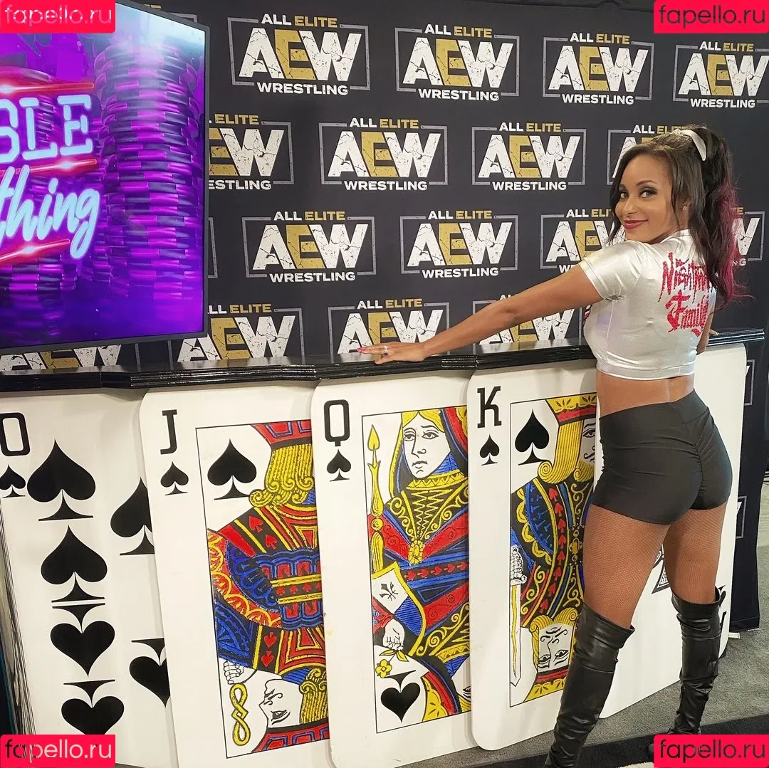 Brandi Rhodes Onlyfans Photo Gallery 