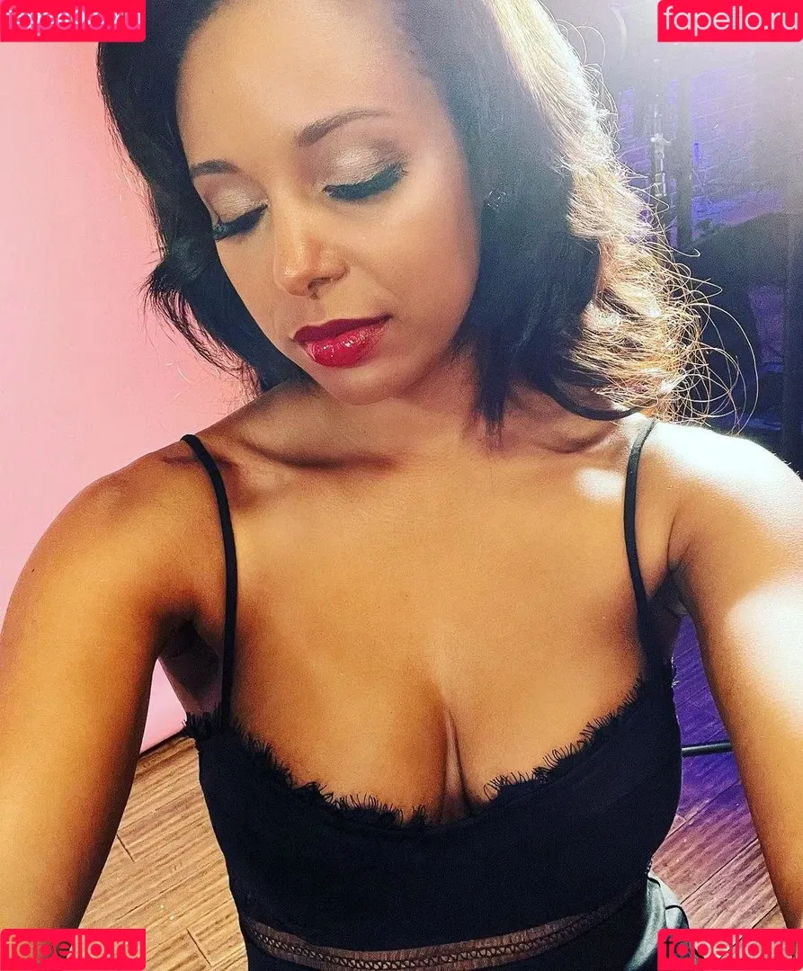 Brandi Rhodes Onlyfans Photo Gallery 