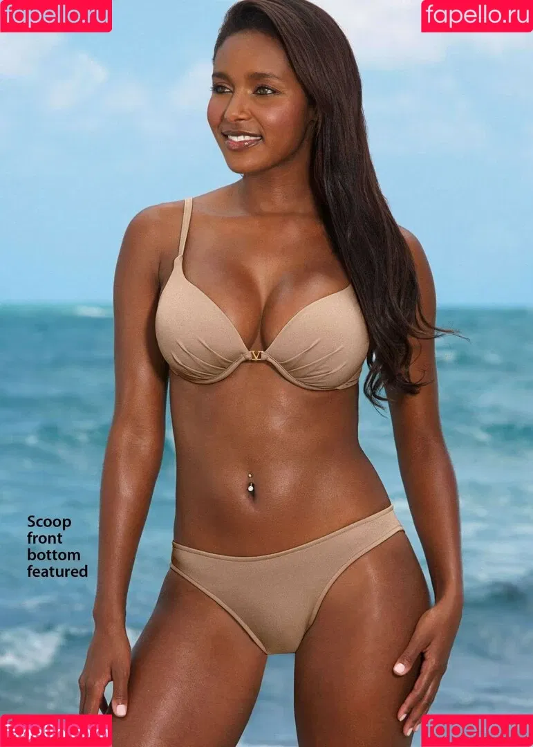 Brandi Rhodes Onlyfans Photo Gallery 