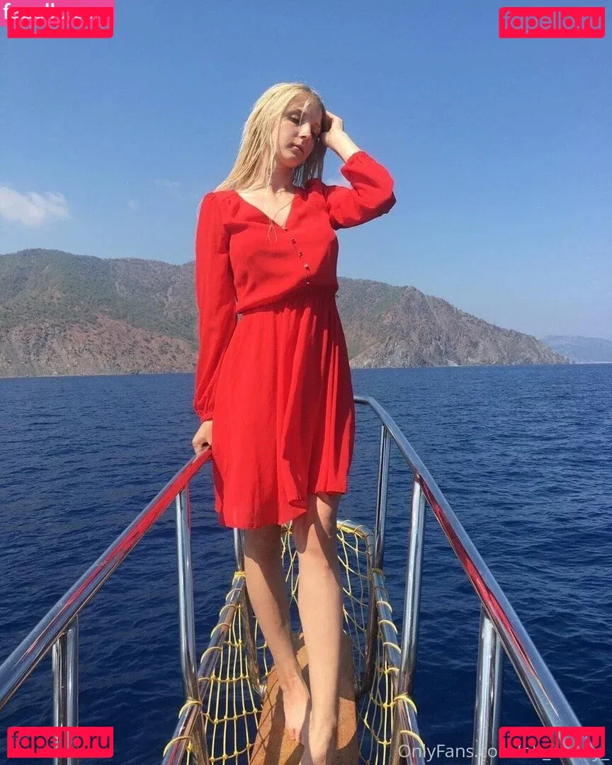 Aoi_hanna Onlyfans Photo Gallery 