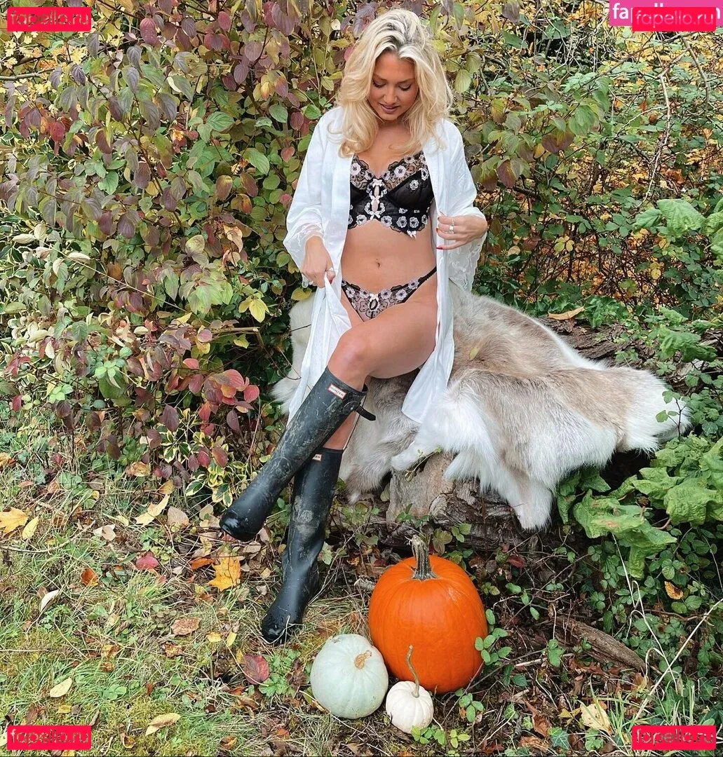 Thebigtittiecommittee Onlyfans Photo Gallery 